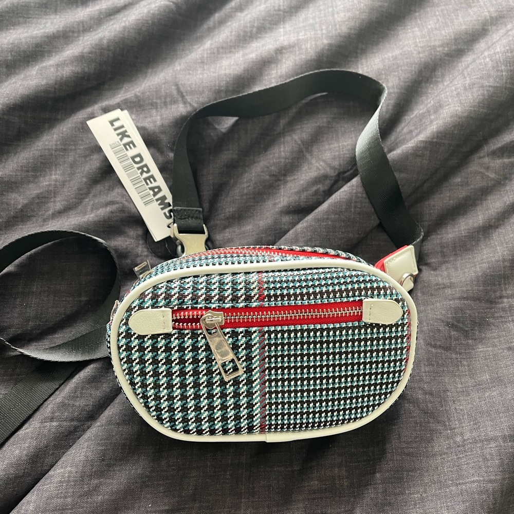Fanny pack
